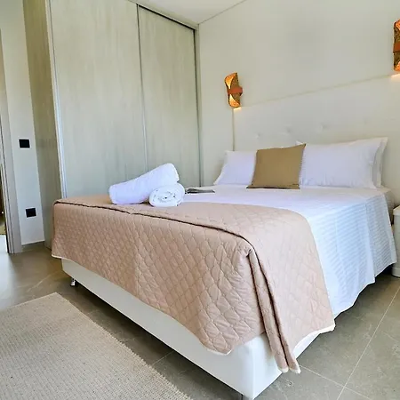 Alley Marina - Newly Renovated Near Marina, Old Town, Sea Apartmán